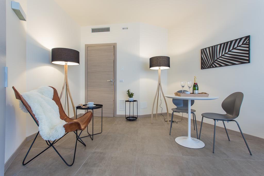 Erik Langer Pedrocchi Suites Padova Exterior photo